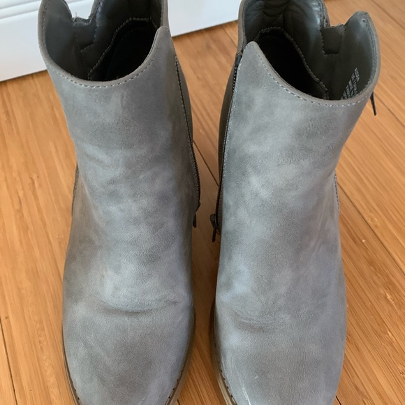 Justfab ankle booties - Picture 2 of 6